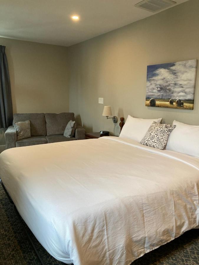Country Squire Inn And Suites New Holland Exterior foto